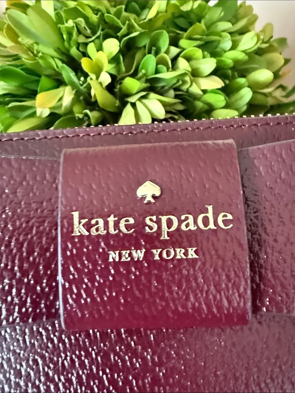 KATE SPADE ♠️ New York 🍒 CHERRYWOOD 🍒 NISHA MATTHEWS STREET WALLET 🌟EUC🌟